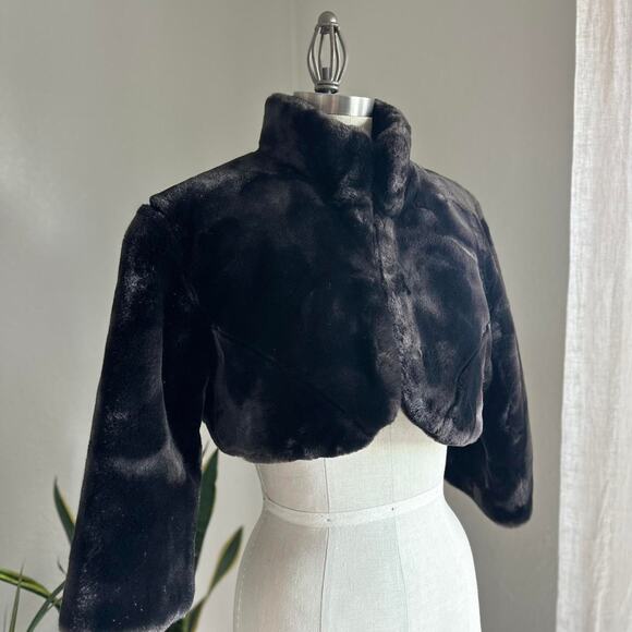 Women’s Medium Jacket Chocolate Brown Faux Fur Cropped Evening Bolero Coat - Picture 1 of 3